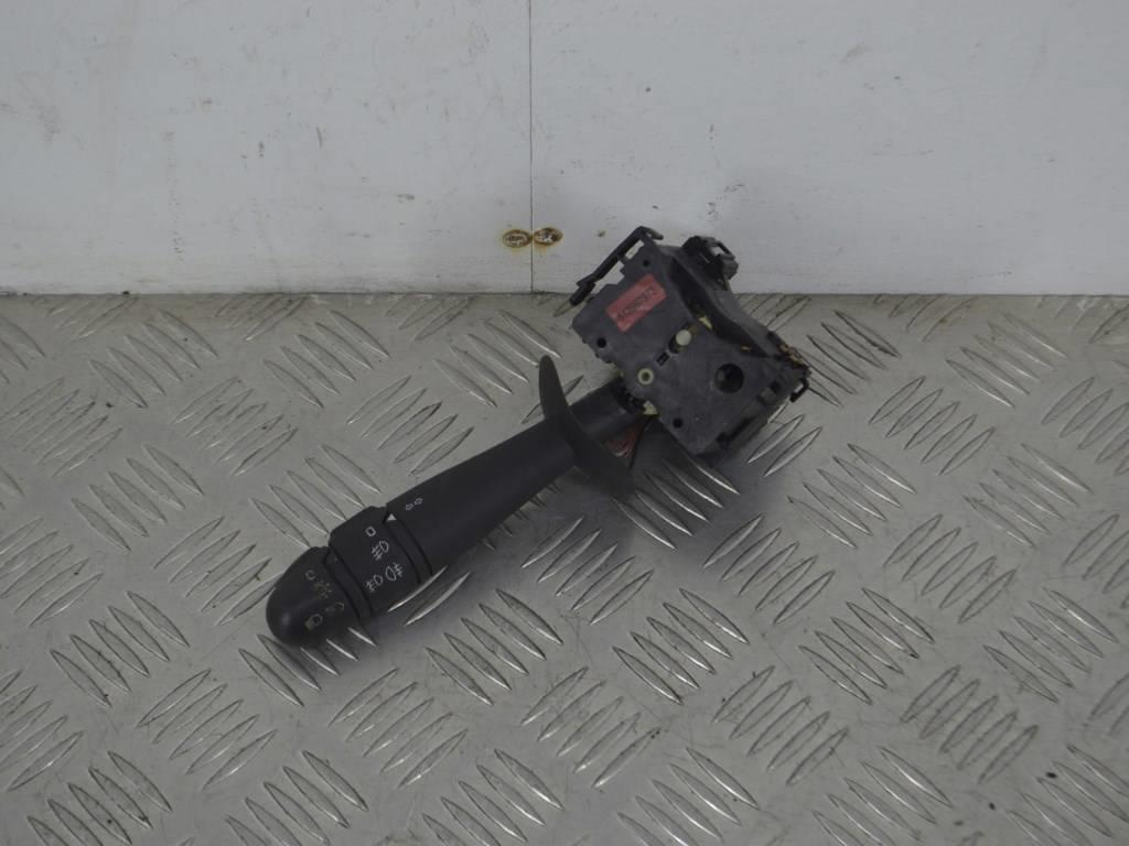 Переключатель поворотов Renault Laguna 2 (2001-2007) 8200012245