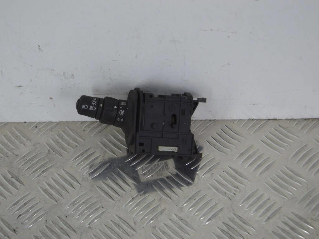 Переключатель поворотов Renault Scenic 2 (2003-2009)