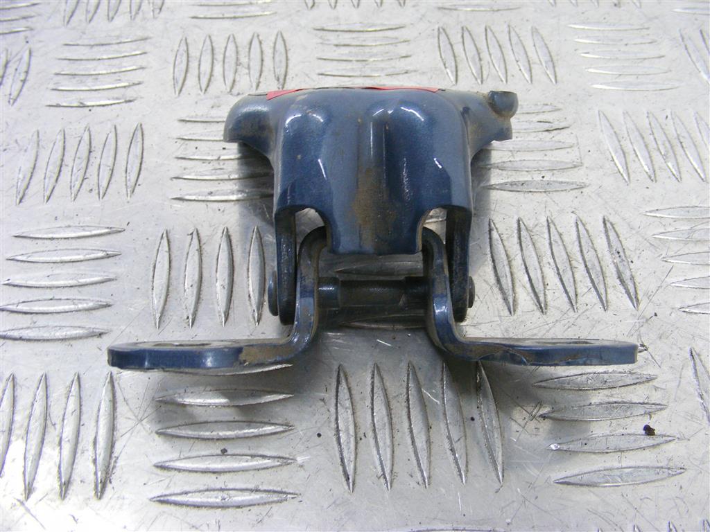 Петля двери Renault Logan 1 (2004-2014)