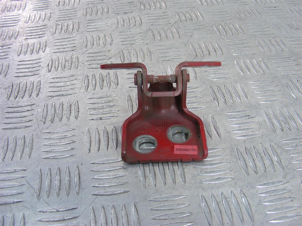 Петля двери