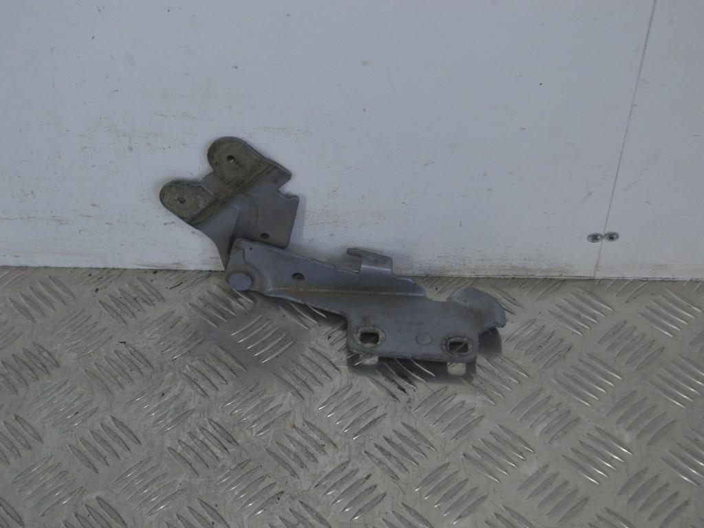 Петля капота Renault Laguna 2 (2001-2007) 7700418249