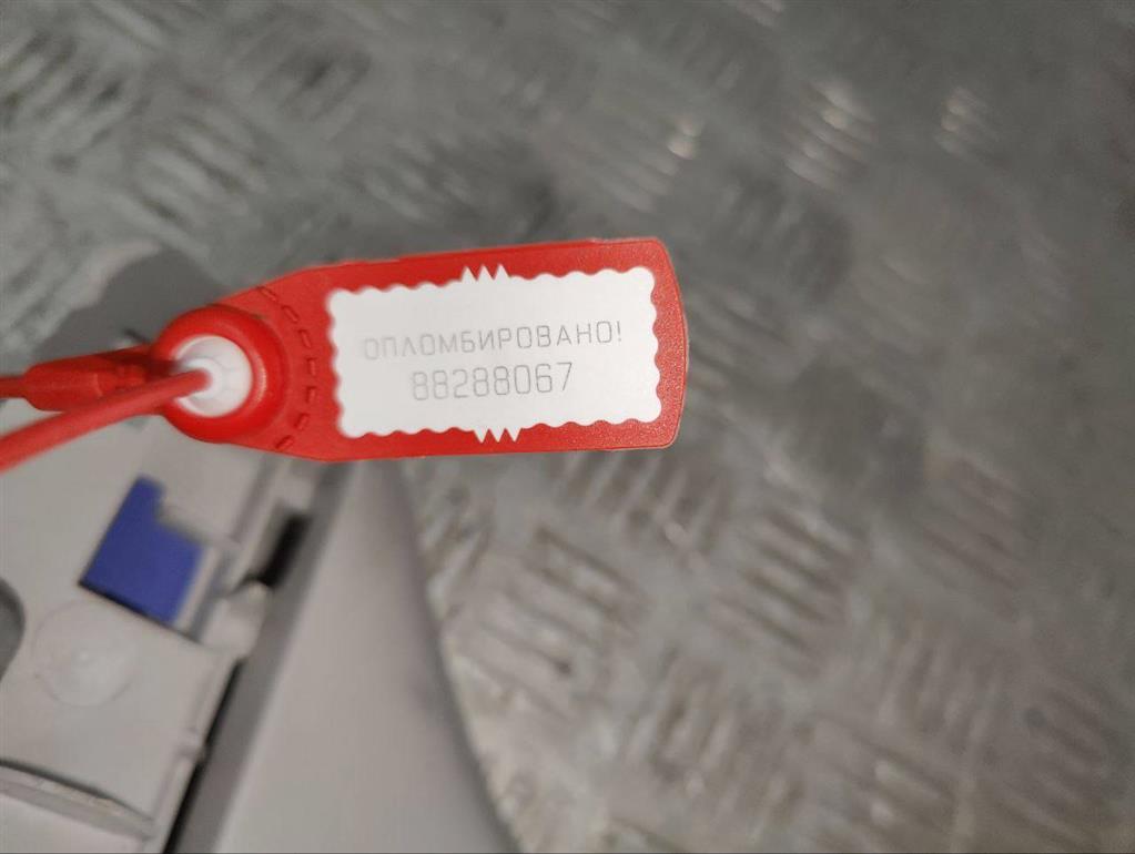 Пластик моторного отсека