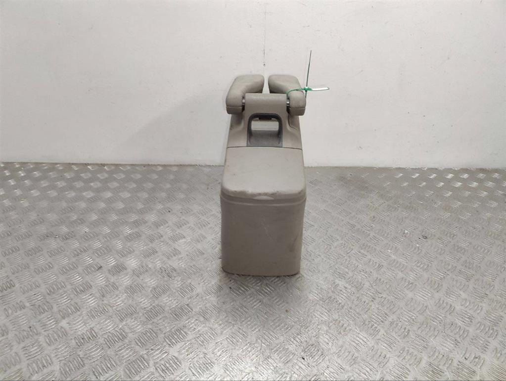 Подлокотник