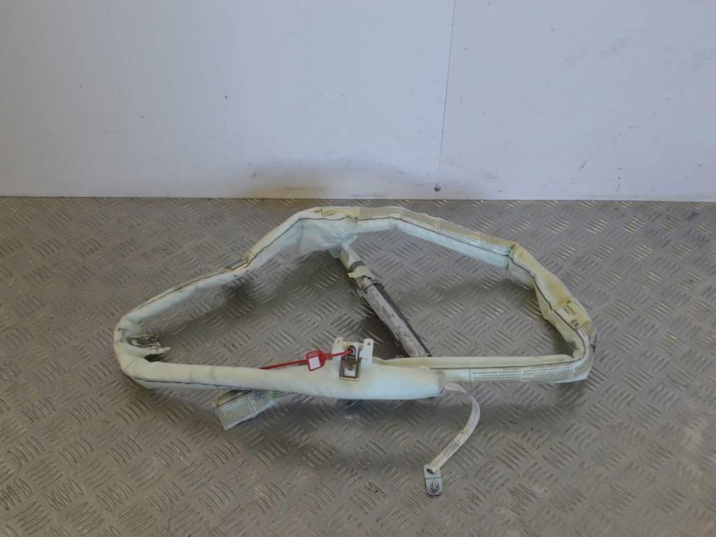 Подушка безопасности боковая (шторка)