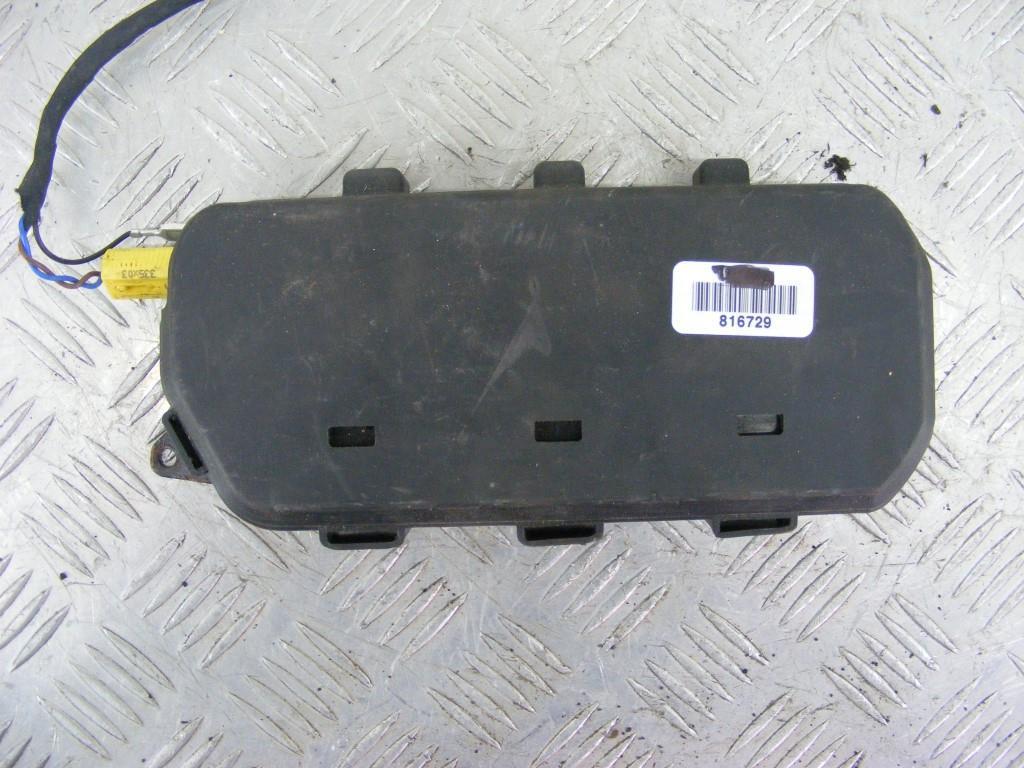 Подушка безопасности боковая (в сиденье)