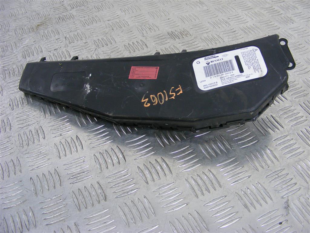 Подушка безопасности боковая (в сиденье)