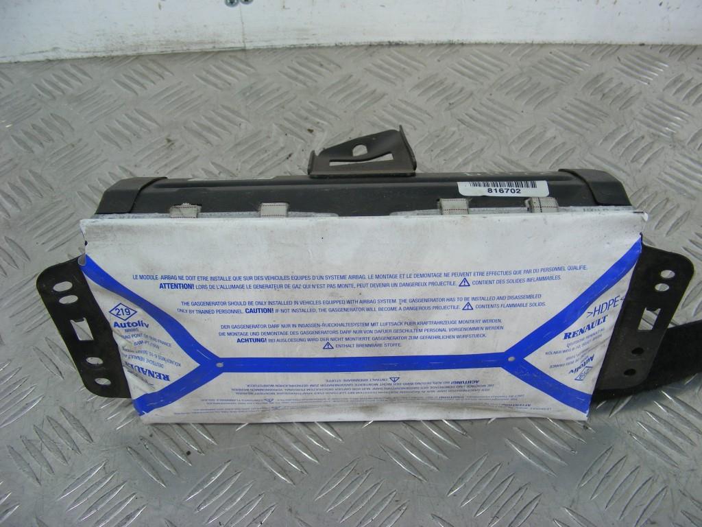 Подушка безопасности пассажира