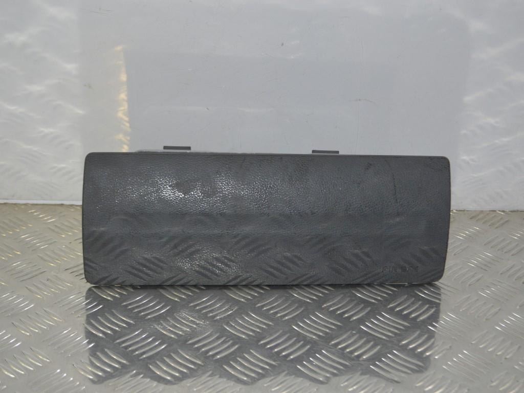 Подушка безопасности пассажира