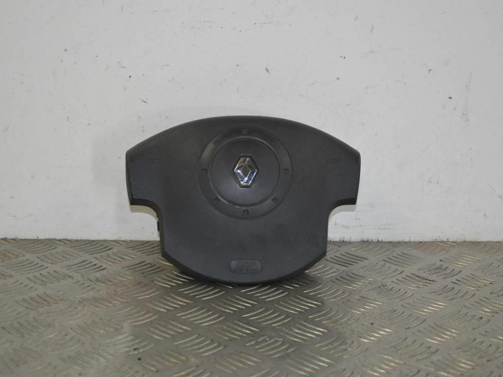 Подушка безопасности водителя Renault Scenic 2 (2003-2009) 8200301513