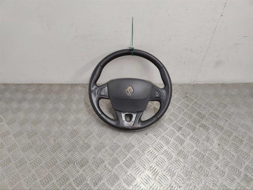 Подушка безопасности водителя