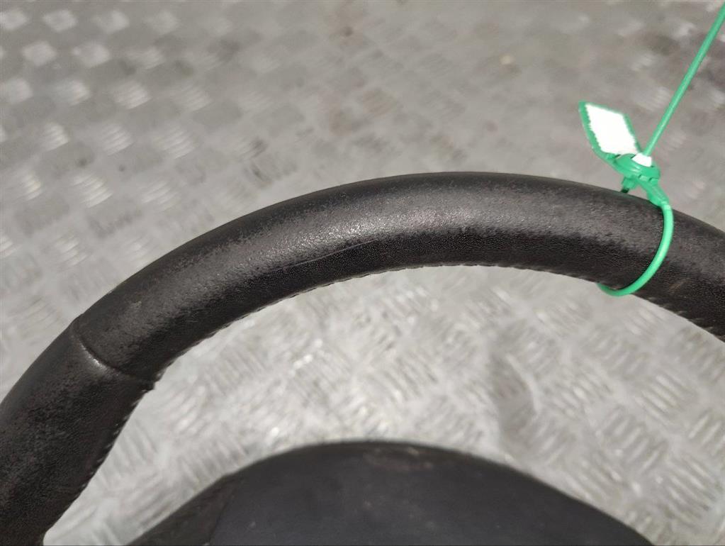 Подушка безопасности водителя