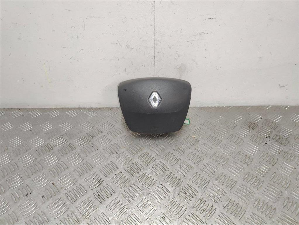 Подушка безопасности водителя