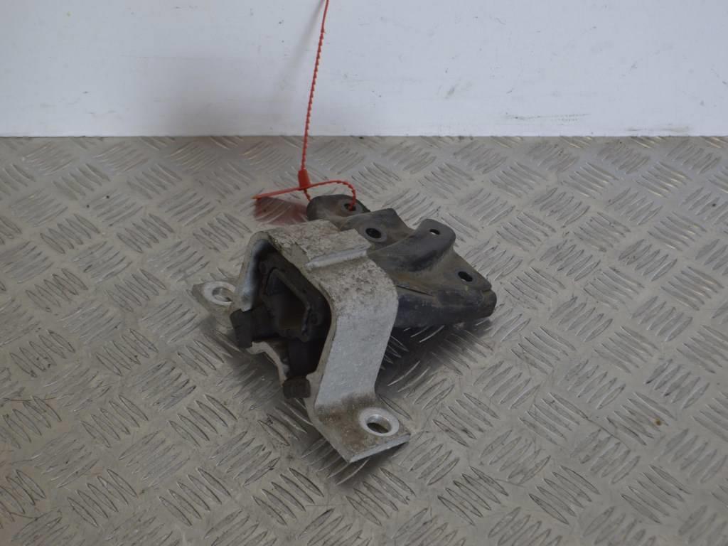 Подушка крепления двигателя Renault Logan 1 (2004-2014) 8200420742