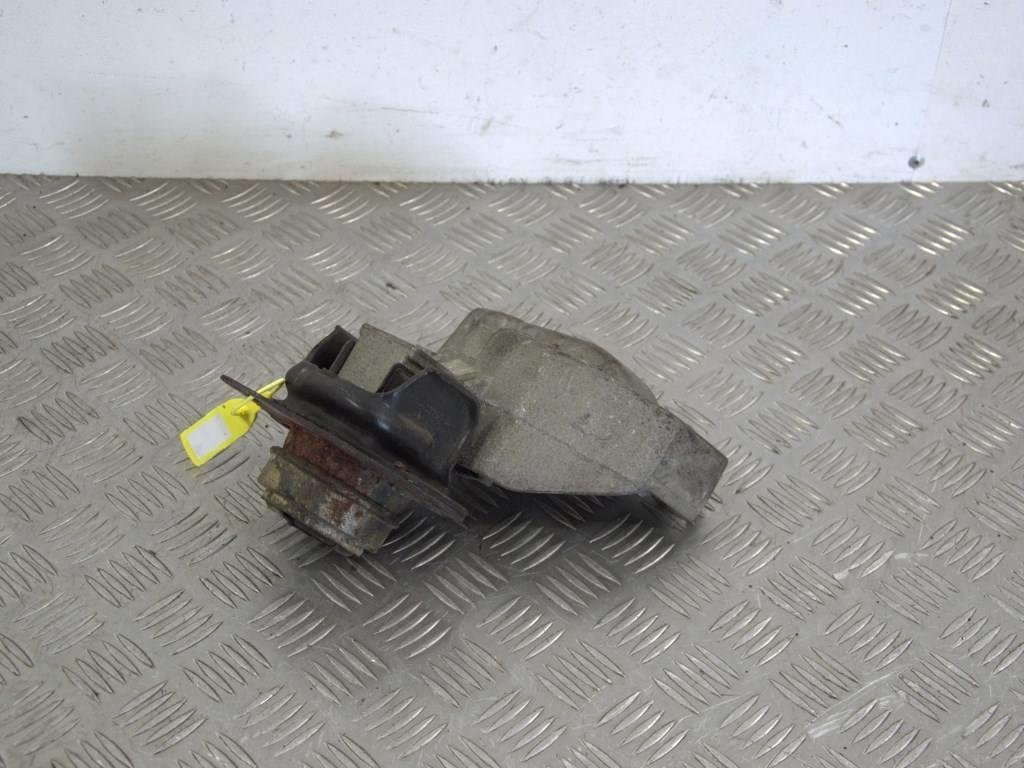 Подушка крепления двигателя