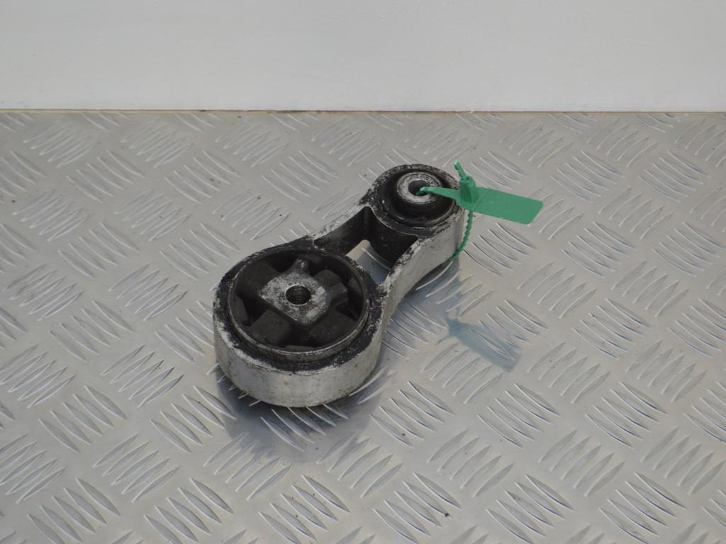 Подушка крепления двигателя