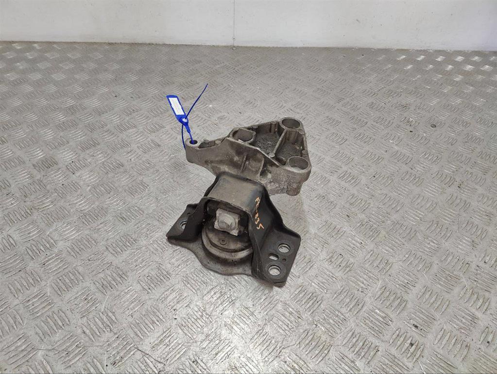 Подушка крепления двигателя