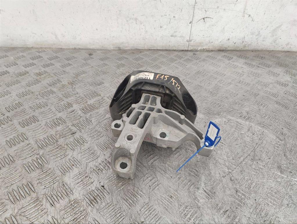 Подушка крепления двигателя