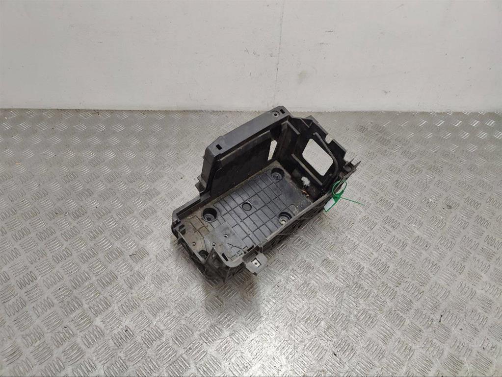 Полка аккумулятора