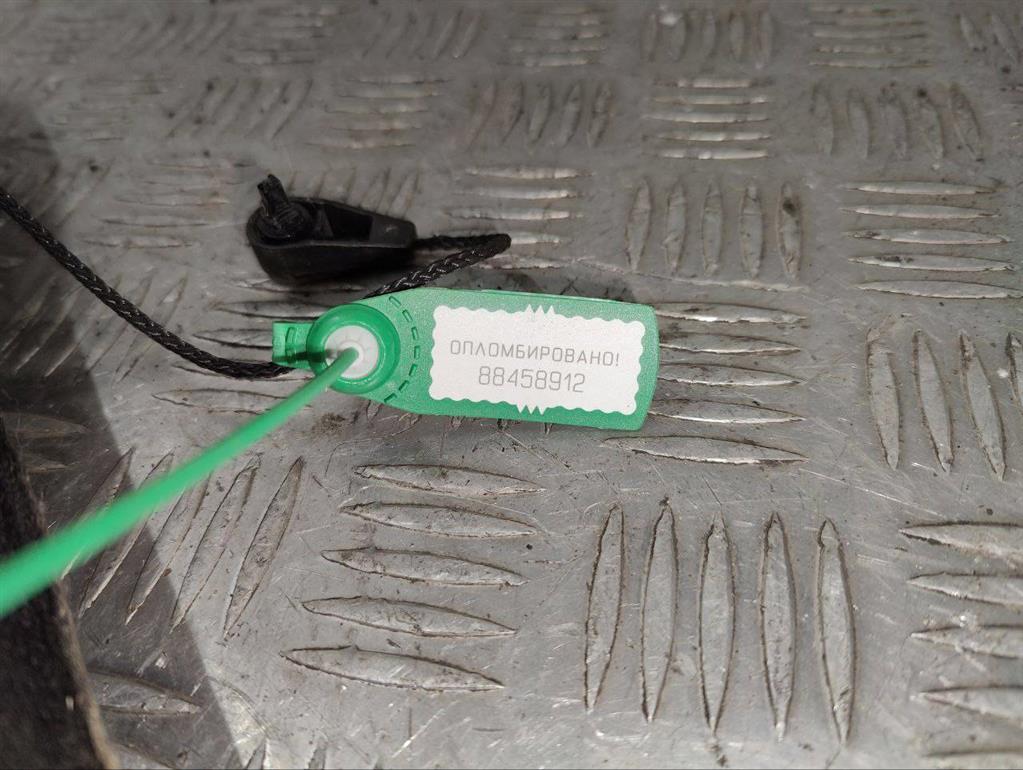 Полка багажника