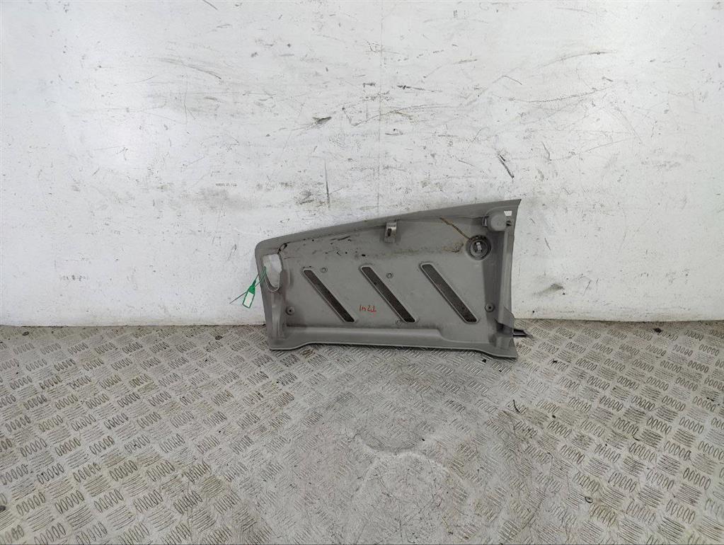 Полка над лобовым стеклом