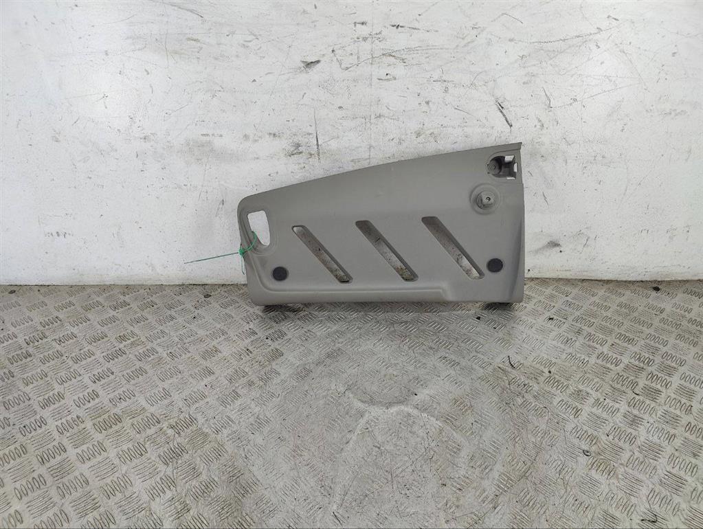 Полка над лобовым стеклом