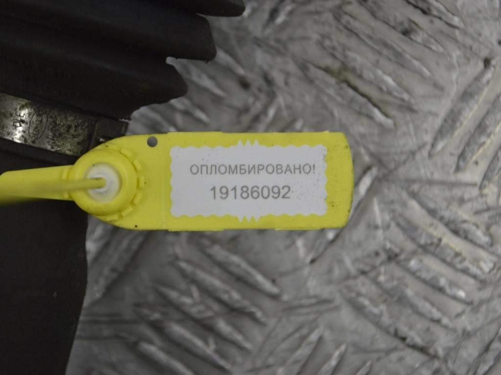 Полуось передняя левая (приводной вал, ШРУС) Renault Scenic RX4 (1999-2003)