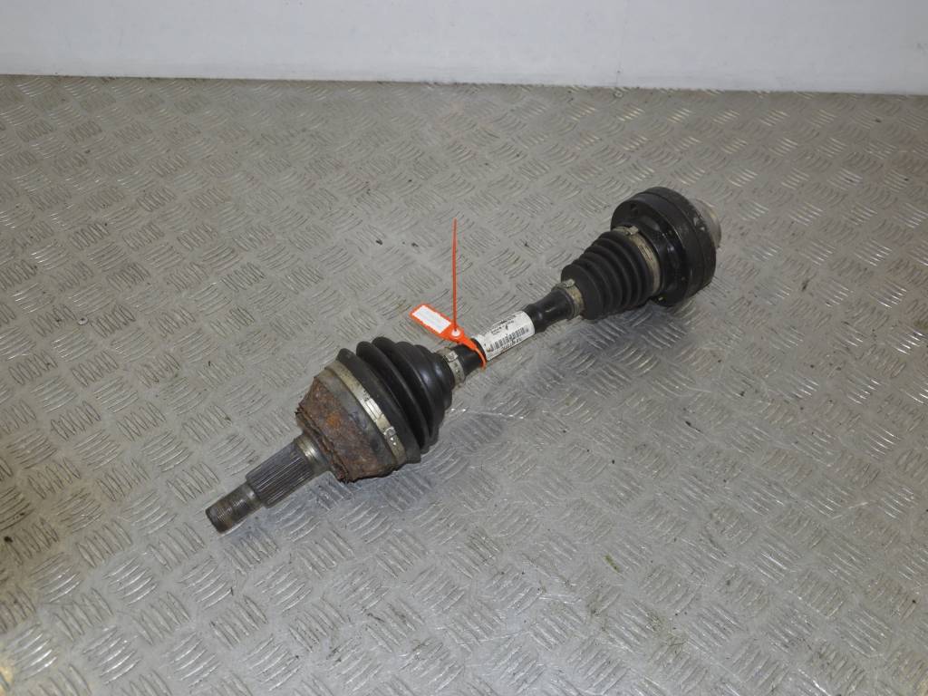 Полуось передняя левая (приводной вал, ШРУС)