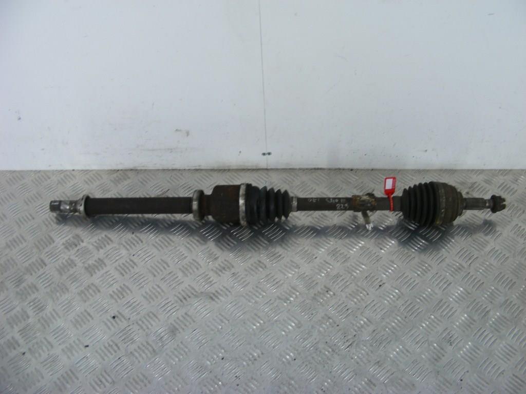 Полуось передняя правая (приводной вал, ШРУС) Renault Clio 3 (2005-2012)