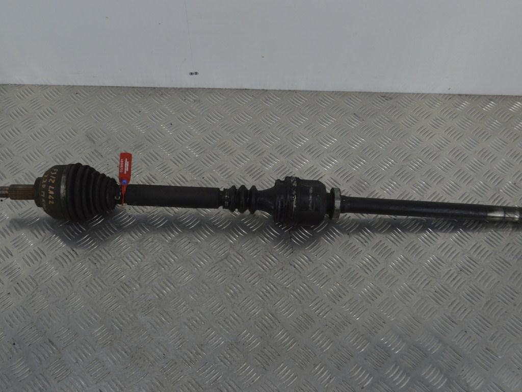 Полуось передняя правая (приводной вал, ШРУС)