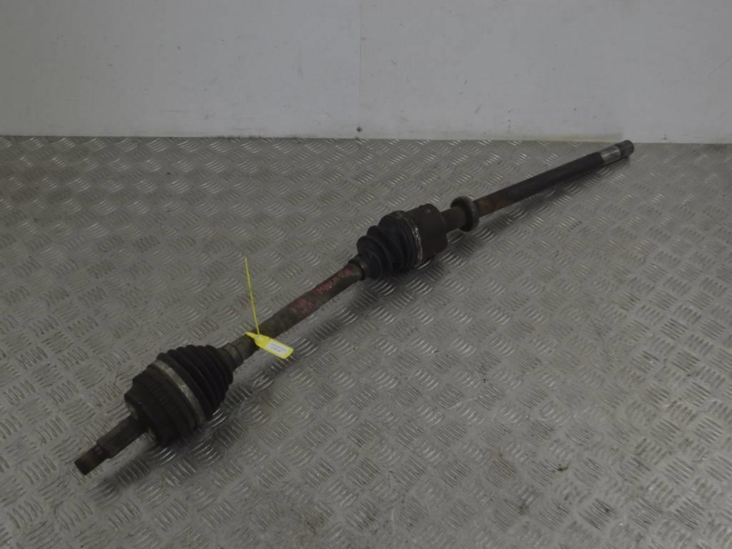 Полуось передняя правая (приводной вал, ШРУС) Renault Master 2 (1998-2010)