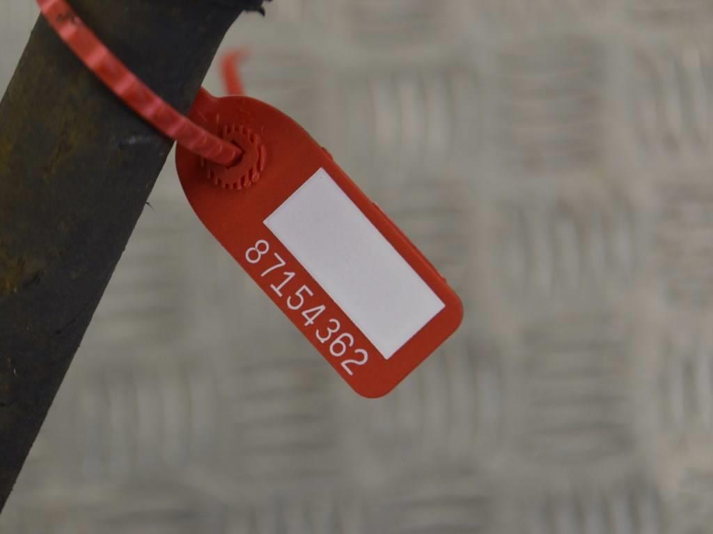 Полуось передняя правая (приводной вал, ШРУС) Renault Megane 3 (2008-2019) 391006777R