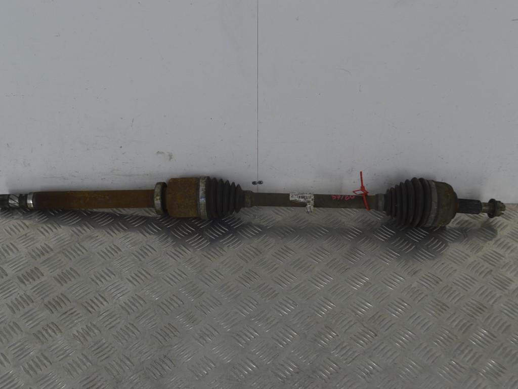 Полуось передняя правая (приводной вал, ШРУС) Renault Megane 3 (2008-2019) 391006777R