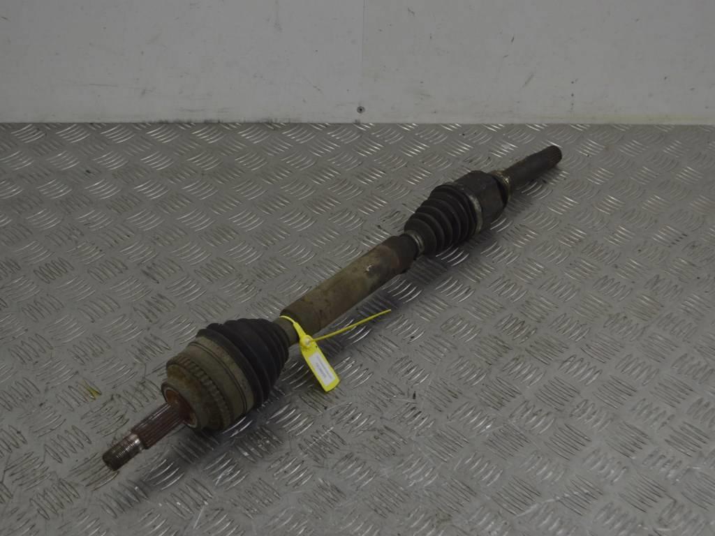 Полуось передняя правая (приводной вал, ШРУС)