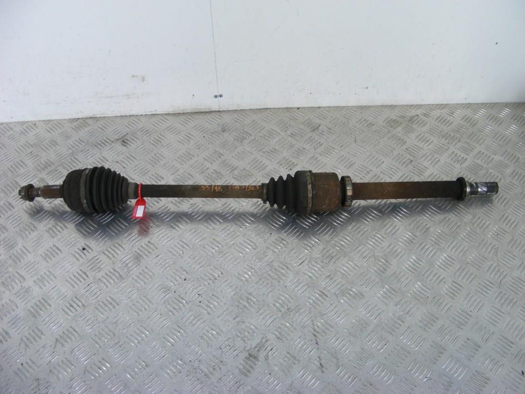 Полуось передняя правая (приводной вал, ШРУС) Renault Scenic 3 (2008-2015) 391006777R