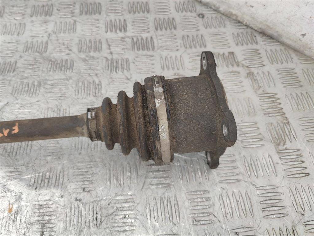 Полуось передняя правая (приводной вал, ШРУС)