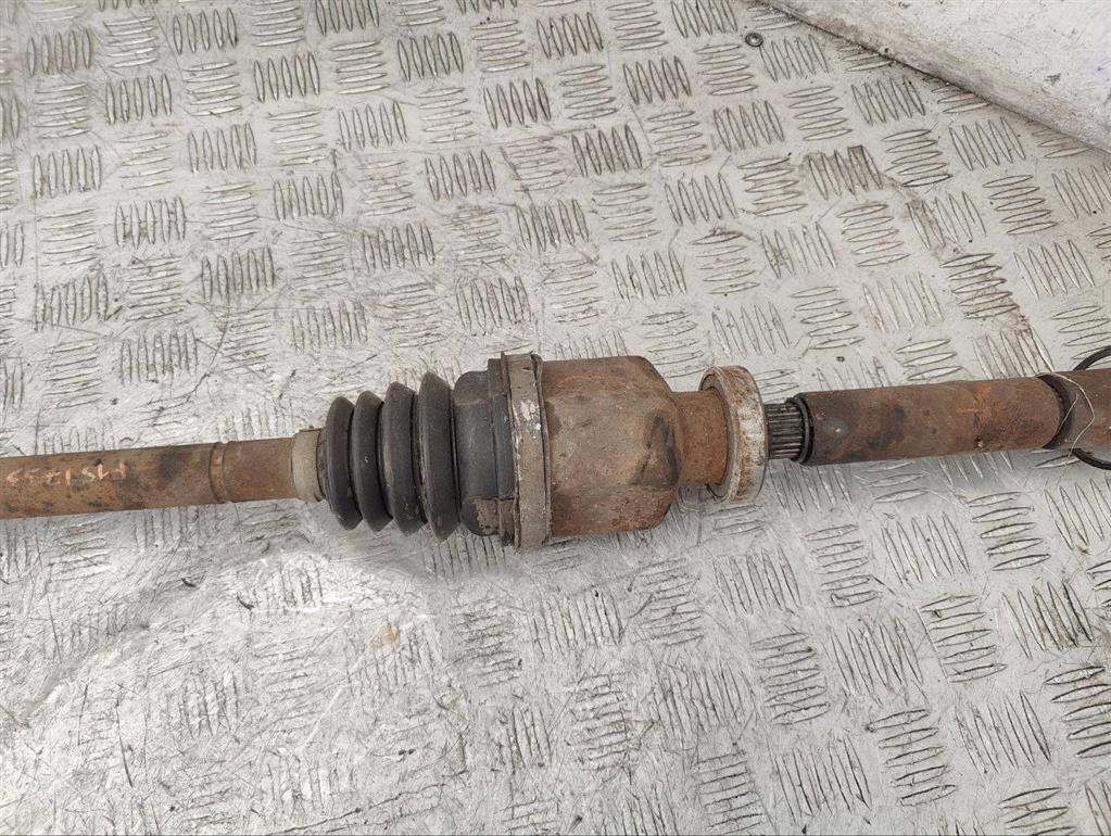 Полуось передняя правая (приводной вал, ШРУС)