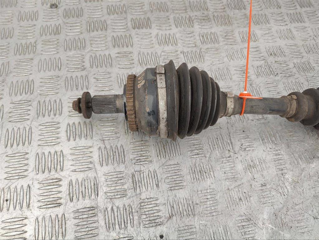 Полуось передняя правая (приводной вал, ШРУС)