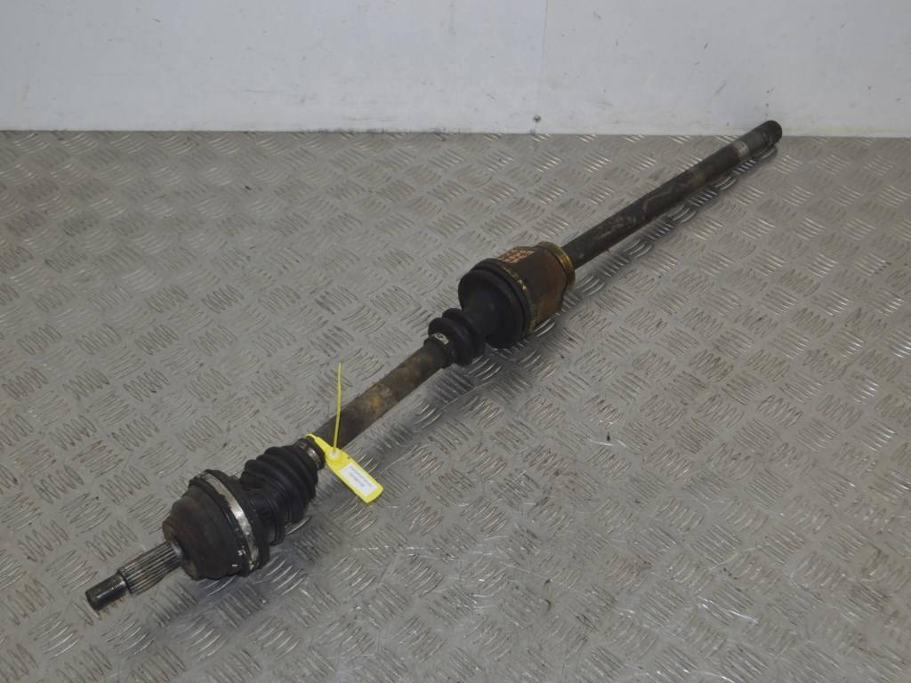 Полуось передняя правая (приводной вал, ШРУС)