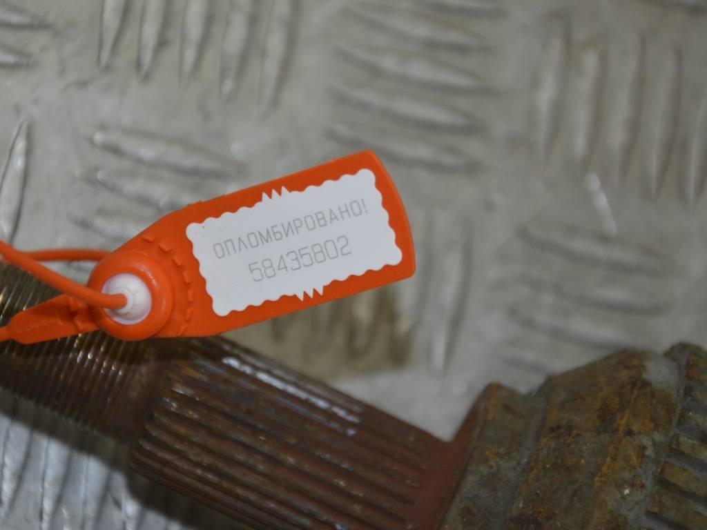 Полуось передняя правая (приводной вал, ШРУС)