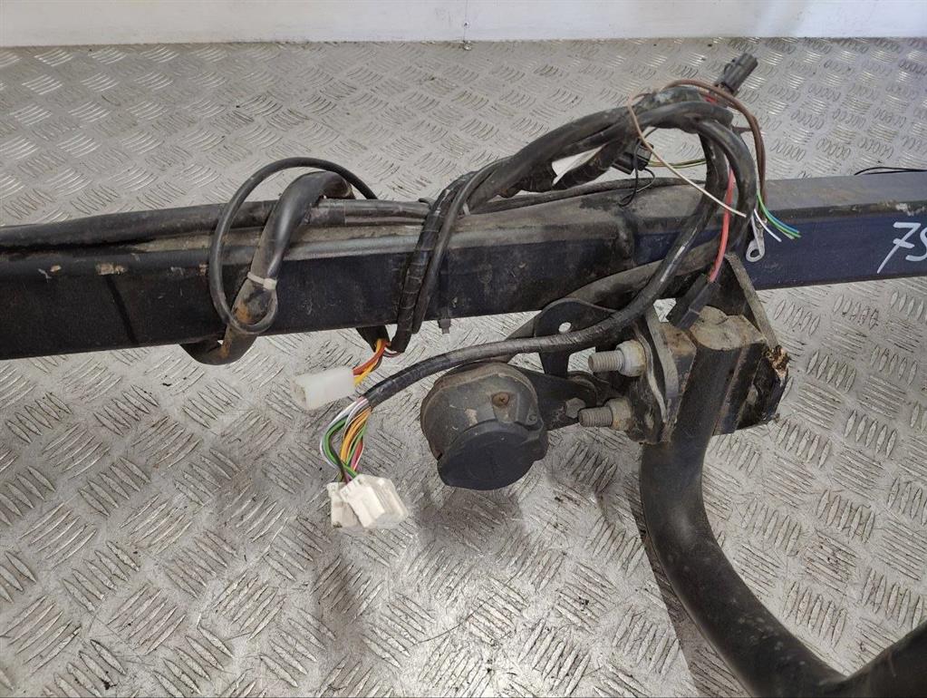 Прицепное устройство (фаркоп)