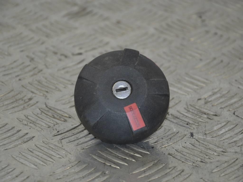 Пробка топливного бака