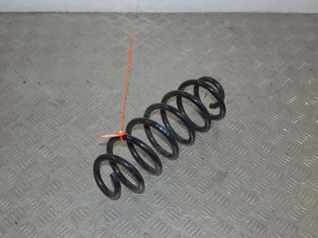 Пружина задняя