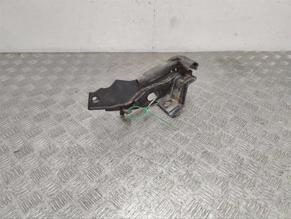 Пыльник крыла переднего левого