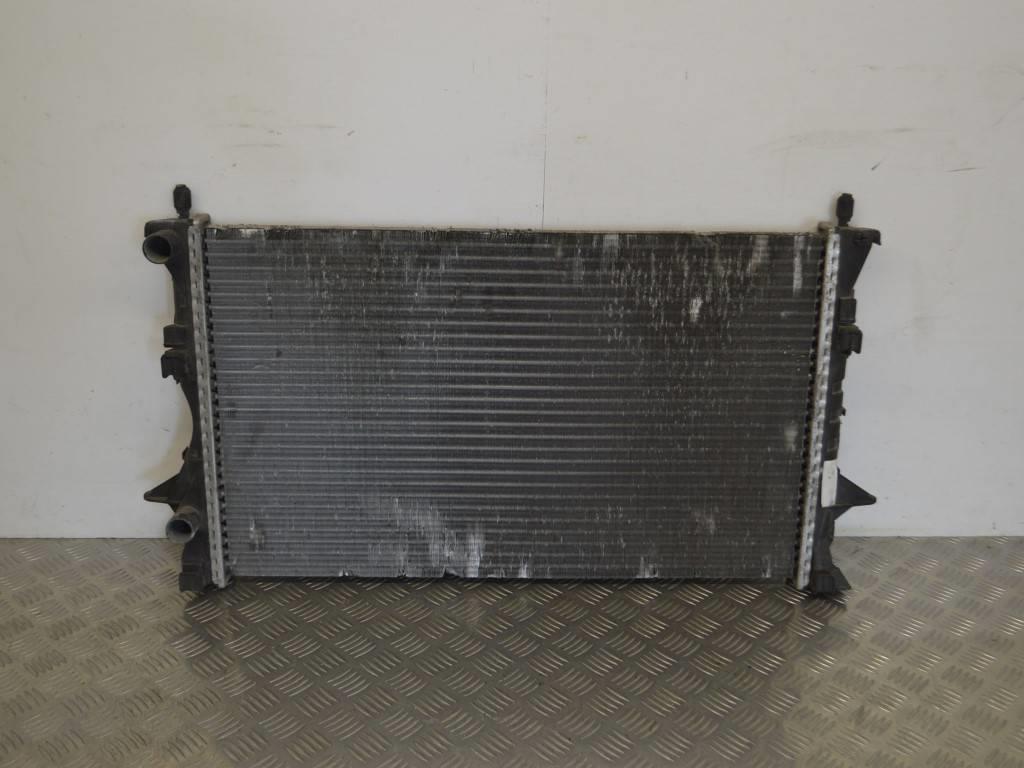 Радиатор (основной) Renault Laguna 2 (2001-2007)