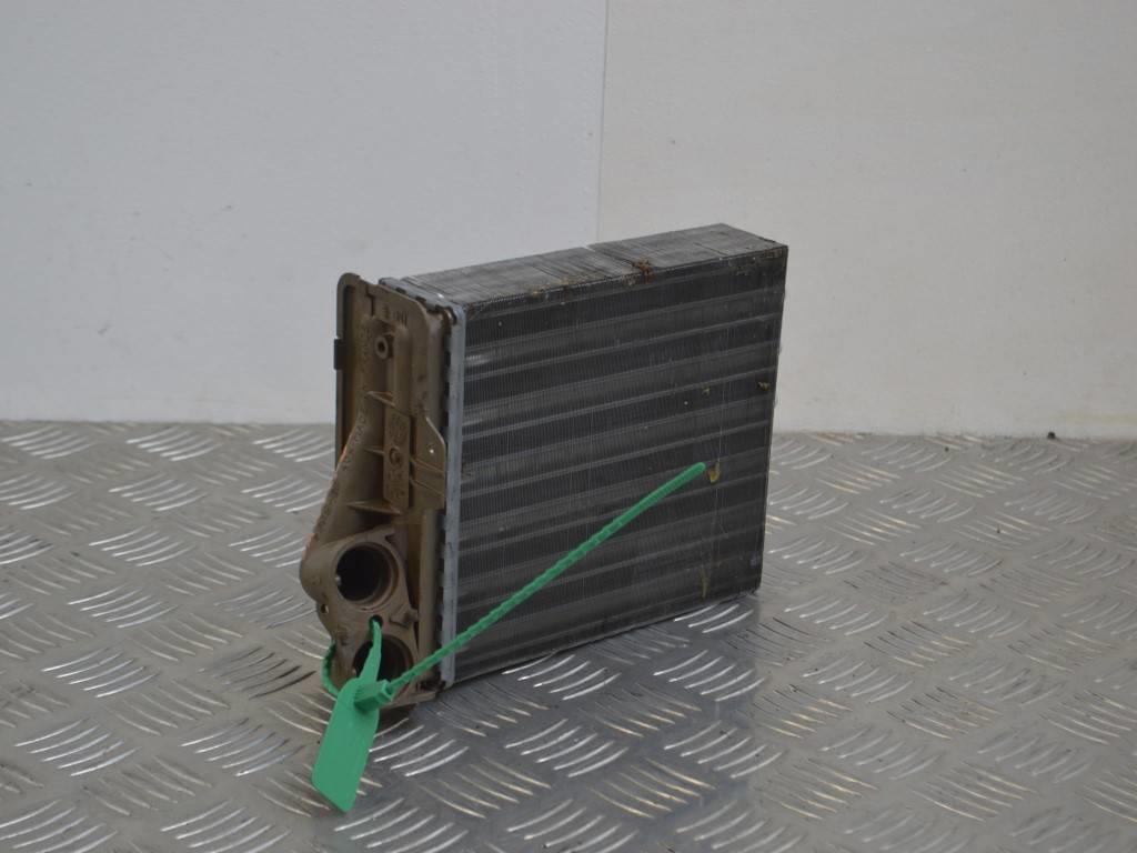 Радиатор отопителя (печки)