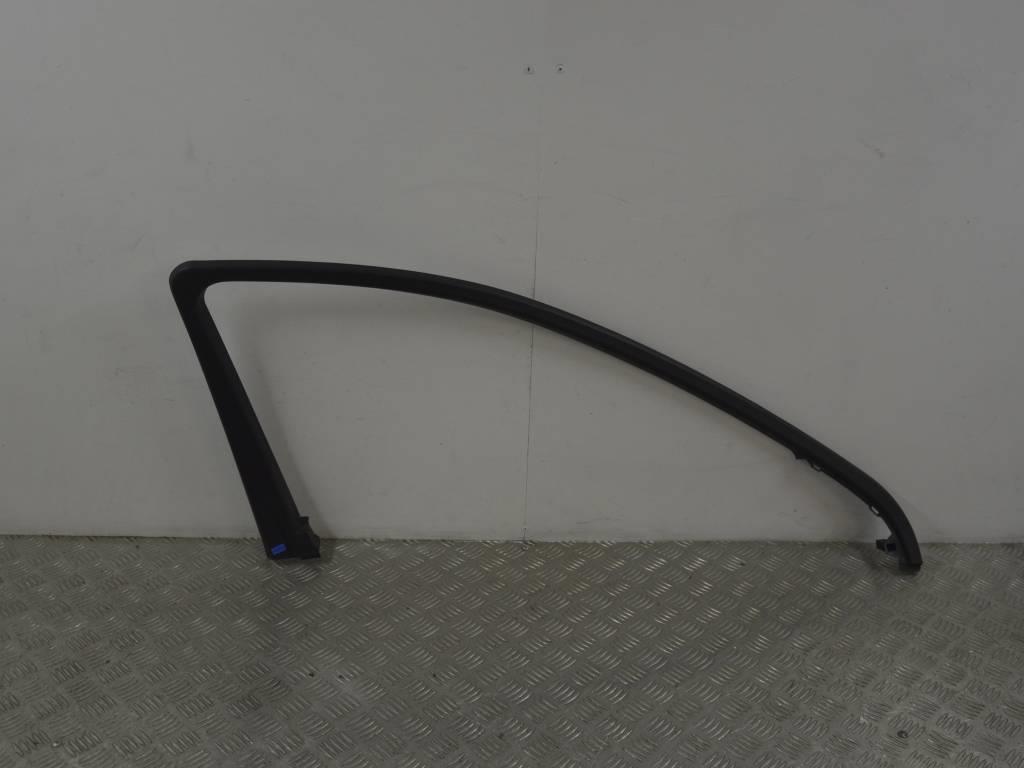 Рамка двери передней левой