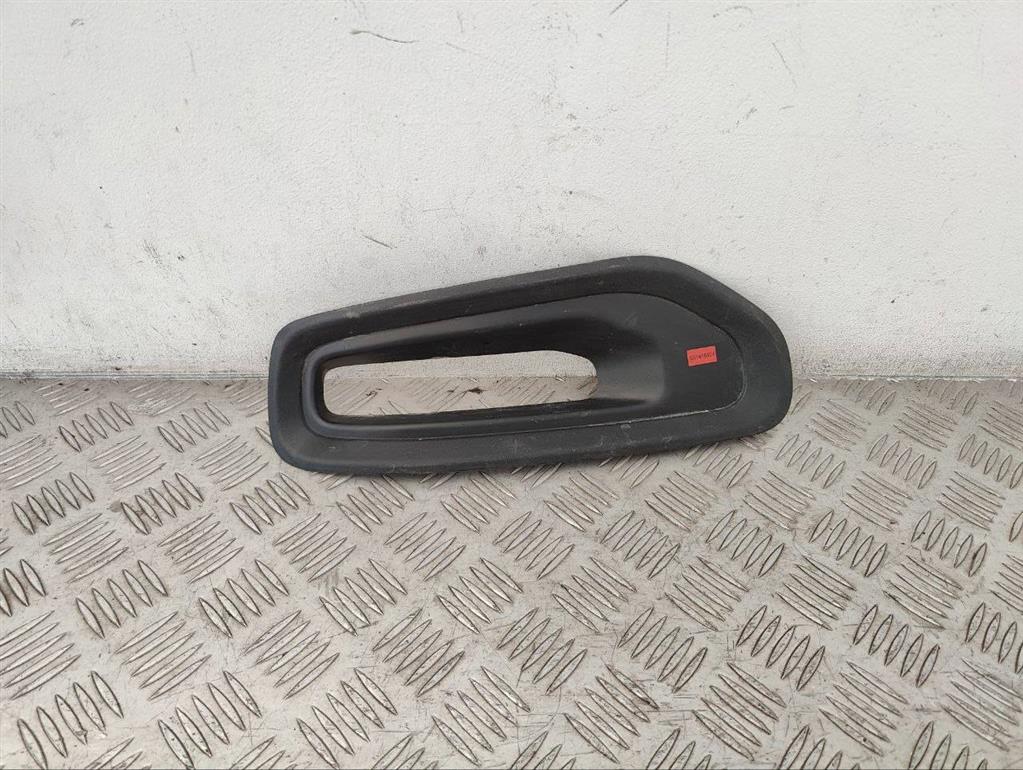 Рамка фары противотуманной левой