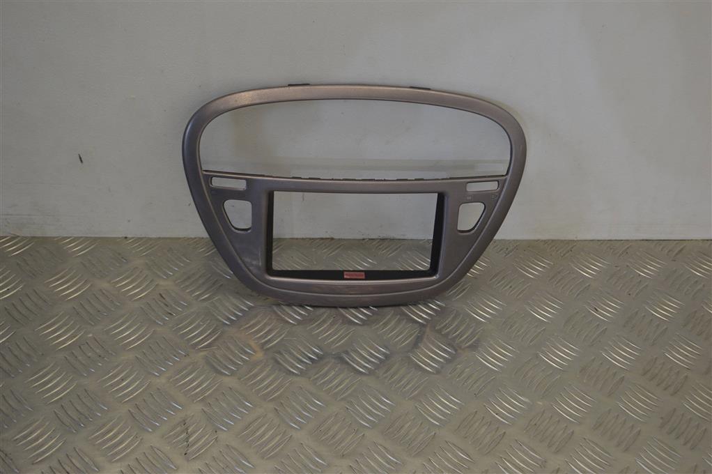 Рамка под магнитолу Peugeot 607 (2000-2009) 9653056980