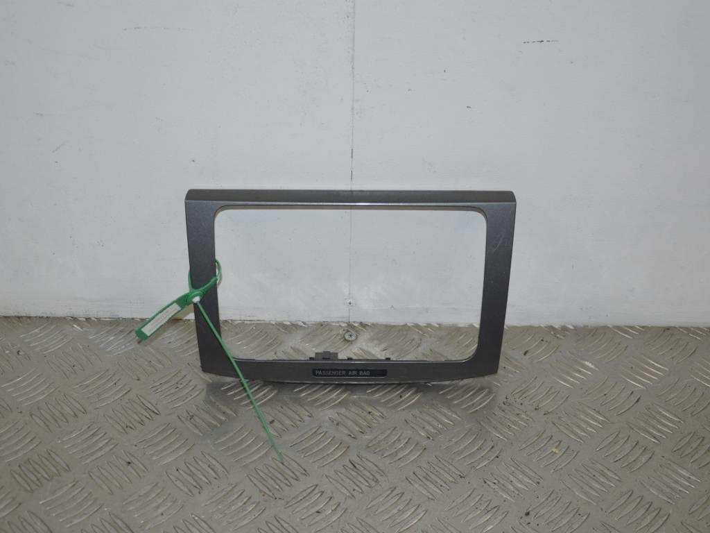 Рамка под магнитолу