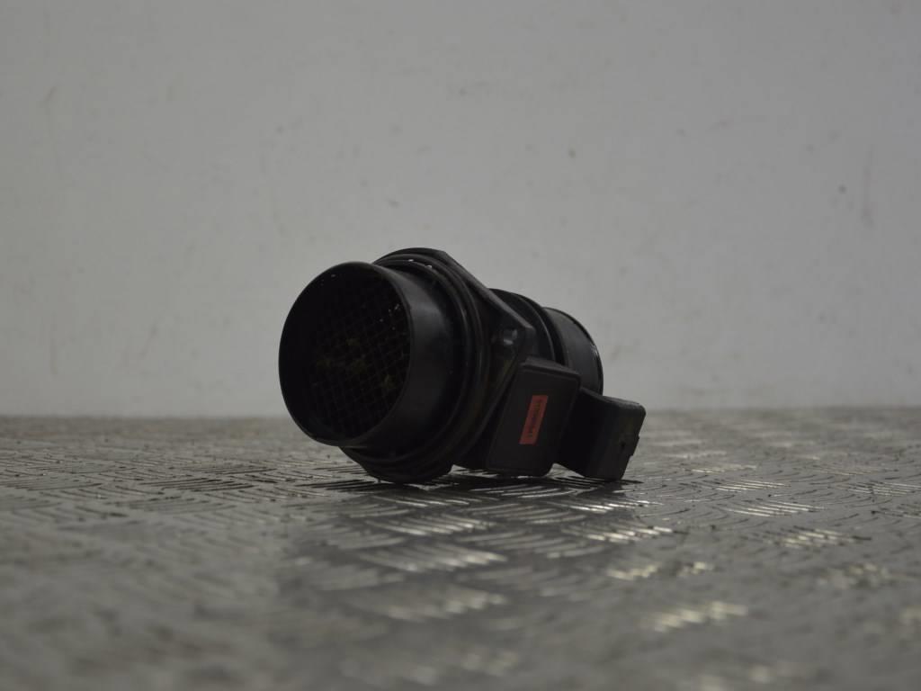 Расходомер воздуха Renault Laguna 2 (2001-2007) 7700314669, 7700314057, 5WK9609